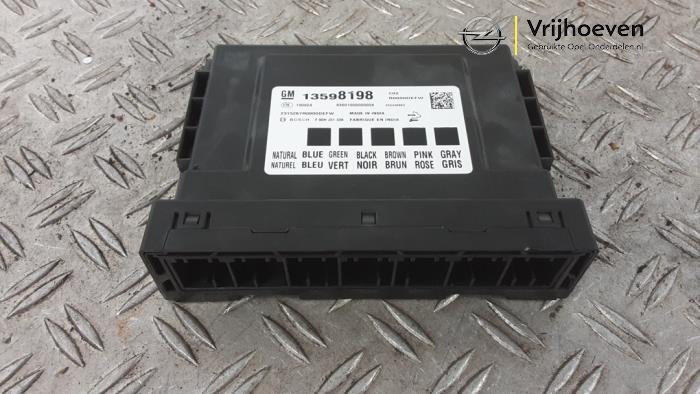 Used Body control computer Opel Karl 1.0 12V Price € 80,00 Margin scheme offered by Autodemontage Vrijhoeven B.V.
