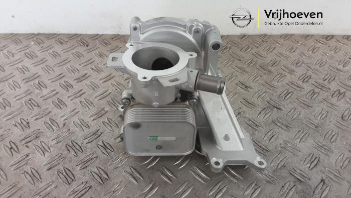 Neuf Pompe à eau Opel Astra K Sports Tourer 1.2 Turbo 12V Prix € 350,00 Prix TTC proposé par Autodemontage Vrijhoeven B.V.