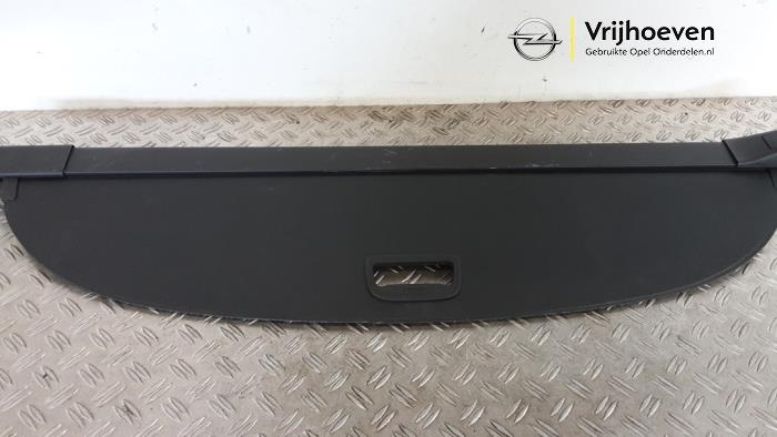 Bâche coffre à bagages d'un Opel Astra K Sports Tourer 1.2 Turbo 12V 2020