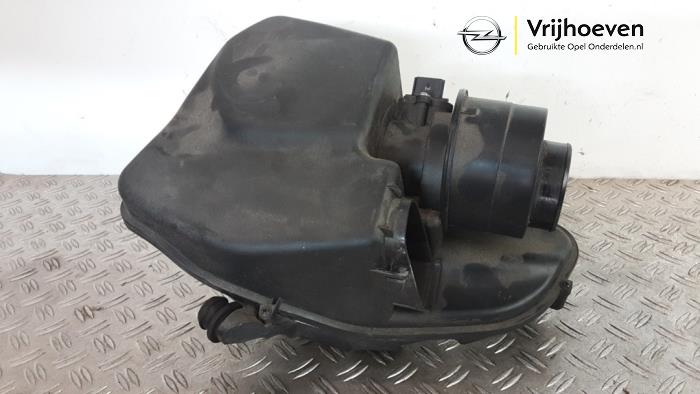 Begagnade Luftfilterhus Opel Astra K Sports Tourer 1.0 Turbo 12V Pris € 60,00 Marginaltabell erbjuds av Autodemontage Vrijhoeven B.V.