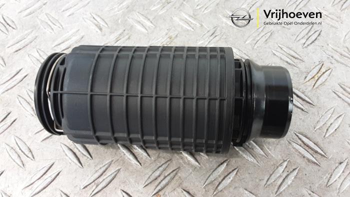 Gebrauchte Intercooler Rohr Opel Astra K Sports Tourer 1.2 Turbo 12V Preis € 25,00 Margenregelung angeboten von Autodemontage Vrijhoeven B.V.