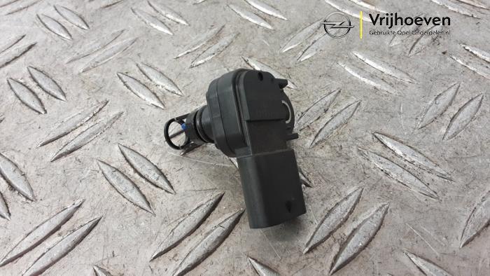 Used Boost pressure sensor Opel Astra K Sports Tourer 1.2 Turbo 12V Price € 50,00 Margin scheme offered by Autodemontage Vrijhoeven B.V.