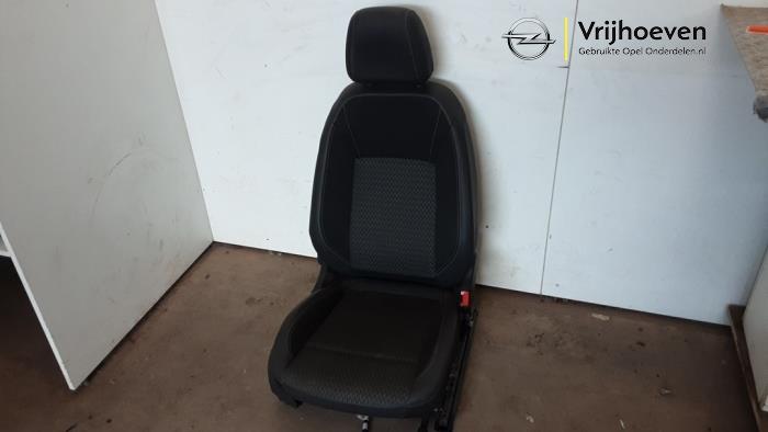 Gebrauchte Sitz rechts Opel Astra K Sports Tourer 1.4 Turbo 16V Preis € 150,00 Margenregelung angeboten von Autodemontage Vrijhoeven B.V.