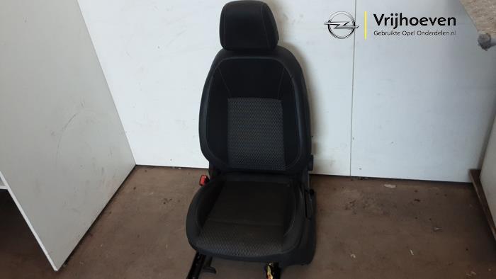 Używane Fotel lewy Opel Astra K Sports Tourer 1.4 Turbo 16V Cena € 150,00 Procedura marży oferowane przez Autodemontage Vrijhoeven B.V.