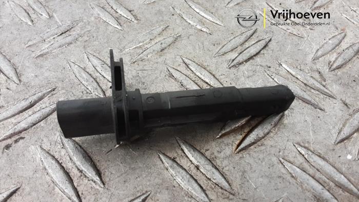 Begagnade Vevaxelsensor Opel Astra K Sports Tourer 1.2 Turbo 12V Pris € 25,00 Marginaltabell erbjuds av Autodemontage Vrijhoeven B.V.