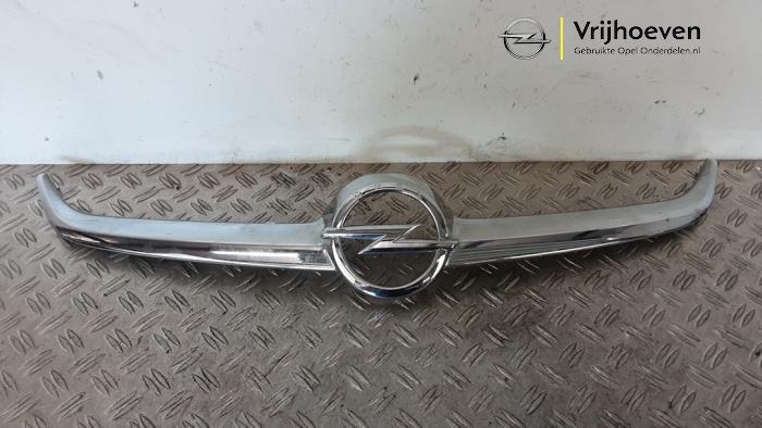 Begagnade Dekorstripe Opel Karl 1.0 12V Pris € 100,00 Marginaltabell erbjuds av Autodemontage Vrijhoeven B.V.