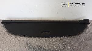 Usagé Bâche coffre à bagages Opel Astra K Sports Tourer 1.2 Turbo 12V Prix € 175,00 Règlement à la marge proposé par Autodemontage Vrijhoeven B.V.