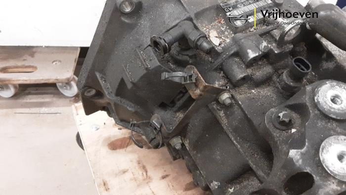 Getriebe van een Opel Signum (F48) 3.2 V6 24V 2004