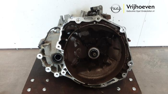 Gebrauchte Getriebe Opel Karl 1.0 12V Preis € 200,00 Margenregelung angeboten von Autodemontage Vrijhoeven B.V.