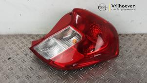 Usados Luz trasera derecha Opel Karl 1.0 12V Precio € 150,00 Norma de margen ofrecido por Autodemontage Vrijhoeven B.V.