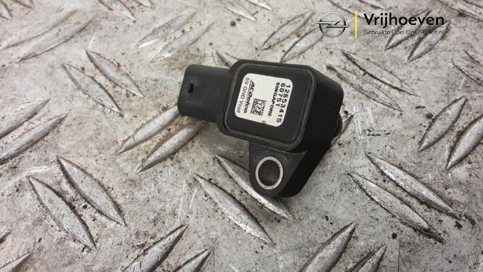 Begagnade MAP-sensor (insugsrör) Opel Karl 1.0 12V Pris € 20,00 Marginaltabell erbjuds av Autodemontage Vrijhoeven B.V.