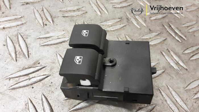 Usados Interruptor combinado de ventanillas Opel Karl 1.0 12V Precio € 20,00 Norma de margen ofrecido por Autodemontage Vrijhoeven B.V.