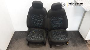 Używane Zestaw powlok (kompletny) Opel Corsa E 1.4 16V Cena € 200,00 Procedura marży oferowane przez Autodemontage Vrijhoeven B.V.