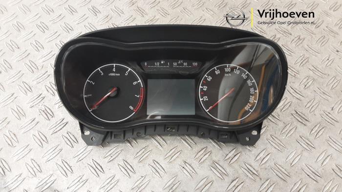 Begagnade Instrumentpanel Opel Corsa E 1.4 16V Pris € 100,00 Marginaltabell erbjuds av Autodemontage Vrijhoeven B.V.