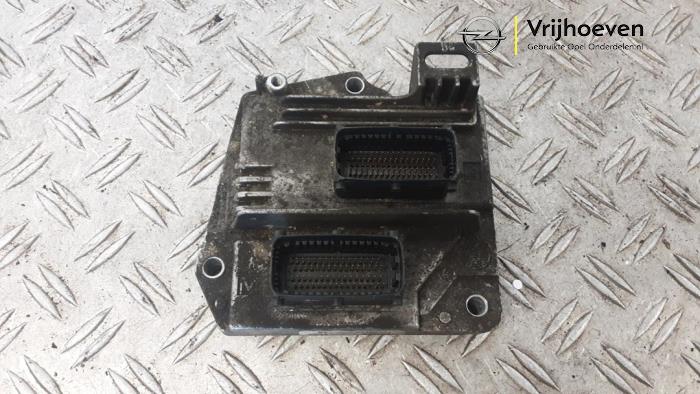 Used Engine management computer Opel Astra H GTC (L08) 1.6 16V Twinport Price € 300,00 Margin scheme offered by Autodemontage Vrijhoeven B.V.