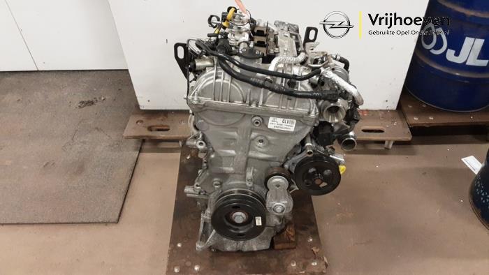 Używane Silnik Opel Corsa E 1.0 SIDI Turbo 12V Cena € 2.750,00 Procedura marży oferowane przez Autodemontage Vrijhoeven B.V.