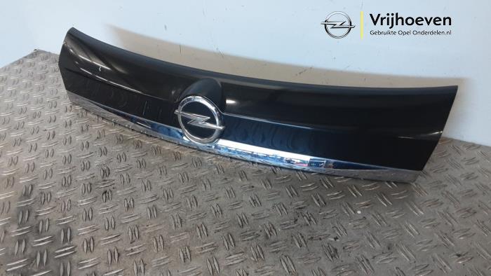 Decorative strip tailgate Opel Mokka/Mokka X 1.7 CDTI 16V 4x4 Z22C