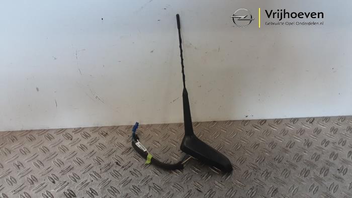 Używane Antena Opel Mokka/Mokka X 1.7 CDTI 16V 4x4 Cena € 50,00 Procedura marży oferowane przez Autodemontage Vrijhoeven B.V.