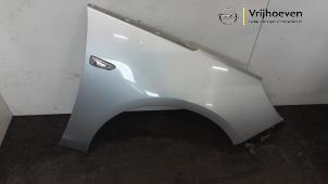 Begagnade Framskärm, höger Opel Zafira Tourer (P12) 1.6 CDTI 16V ecoFLEX 136 Pris € 200,00 Marginaltabell erbjuds av Autodemontage Vrijhoeven B.V.