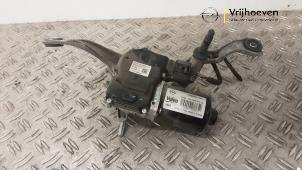Begagnade Främre torkarmotor Opel Zafira Tourer (P12) 1.6 CDTI 16V ecoFLEX 136 Pris € 100,00 Marginaltabell erbjuds av Autodemontage Vrijhoeven B.V.