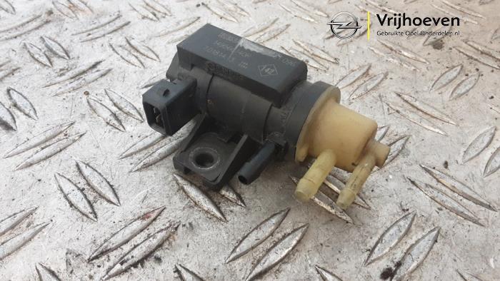 Usagé Régulateur pression turbo Opel Vivaro 1.6 CDTI BiTurbo 120 Prix € 35,01 Prix TTC proposé par Autodemontage Vrijhoeven B.V.