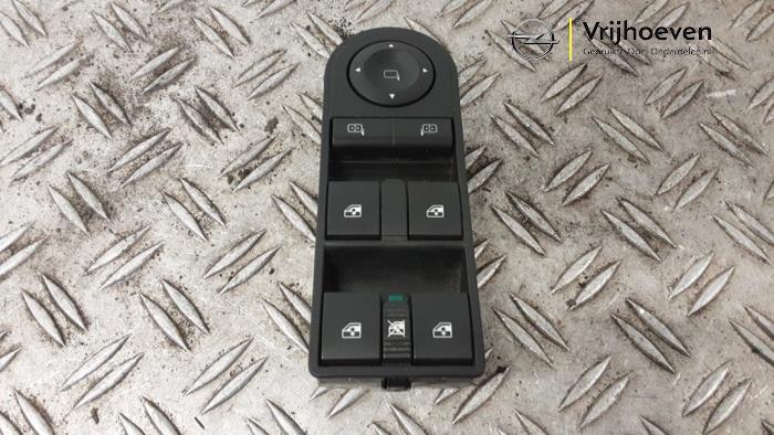 Usados Interruptor combinado de ventanillas Opel Zafira (M75) 1.8 16V Ecotec Precio € 50,00 Norma de margen ofrecido por Autodemontage Vrijhoeven B.V.