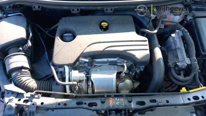 Używane Silnik Opel Astra K 1.0 Turbo 12V Cena € 3.500,00 Procedura marży oferowane przez Autodemontage Vrijhoeven B.V.