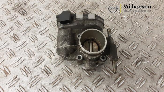 Gebrauchte Drosselklappengehäuse Opel Corsa D 1.4 16V Twinport Preis € 20,00 Margenregelung angeboten von Autodemontage Vrijhoeven B.V.