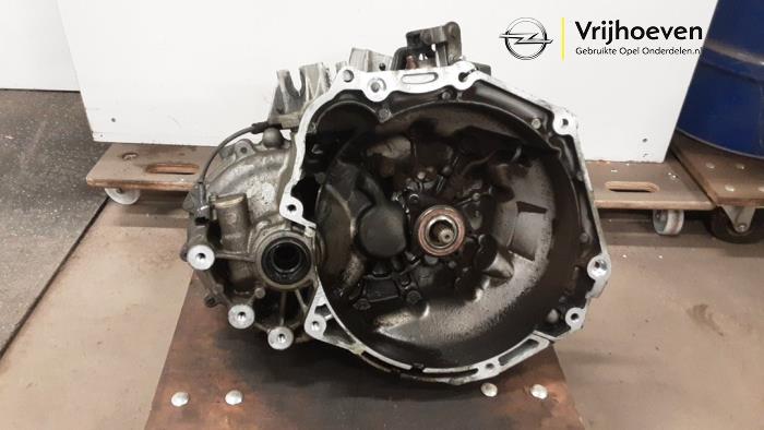 Gebrauchte Getriebe Opel Karl 1.0 12V Preis € 300,00 Margenregelung angeboten von Autodemontage Vrijhoeven B.V.