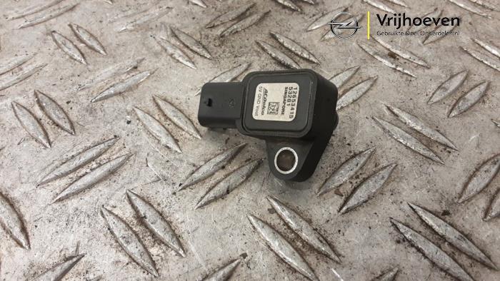 Gebrauchte Map Sensor (Einlasskrümmer) Opel Karl 1.0 12V Preis € 20,00 Margenregelung angeboten von Autodemontage Vrijhoeven B.V.