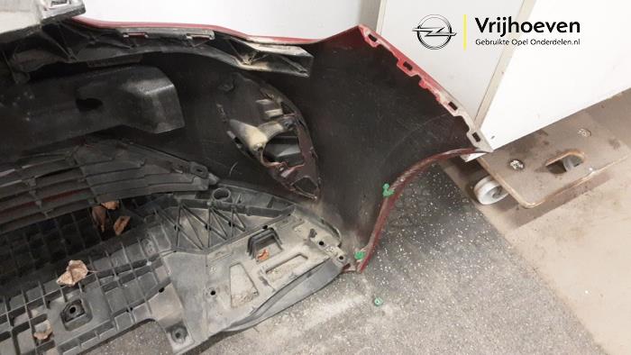 Pare-chocs avant d'un Opel Corsa F (UB/UH/UP) 1.2 Turbo 12V 100 2022