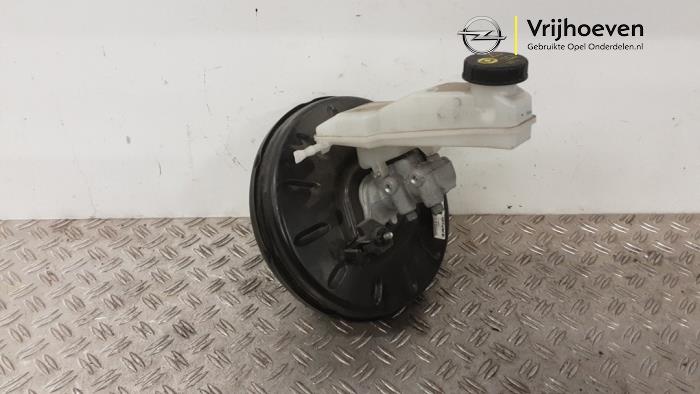 Usagé Servo frein Opel Corsa F (UB/UH/UP) 1.2 Turbo 12V 100 Prix € 75,00 Règlement à la marge proposé par Autodemontage Vrijhoeven B.V.