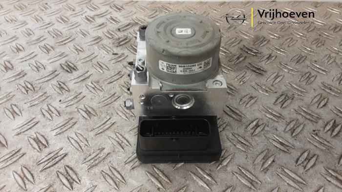 Used ABS pump Opel Corsa F (UB/UH/UP) 1.2 Turbo 12V 100 Price € 125,00 Margin scheme offered by Autodemontage Vrijhoeven B.V.
