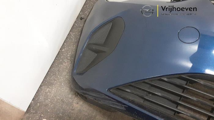 Pare-chocs avant d'un Opel Corsa F (UB/UH/UP) 1.2 Turbo 12V 100 2021
