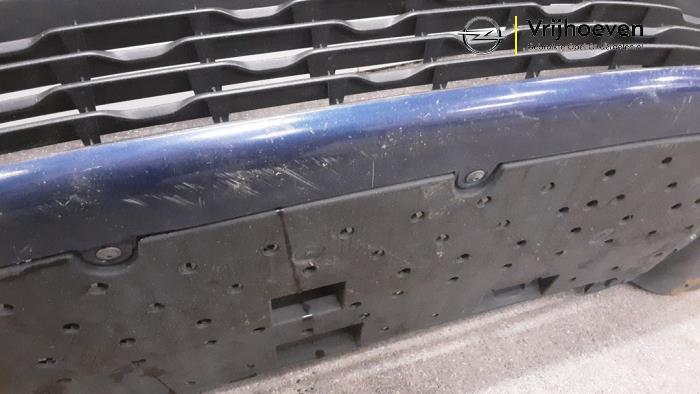 Pare-chocs avant d'un Opel Corsa F (UB/UH/UP) 1.2 Turbo 12V 100 2021