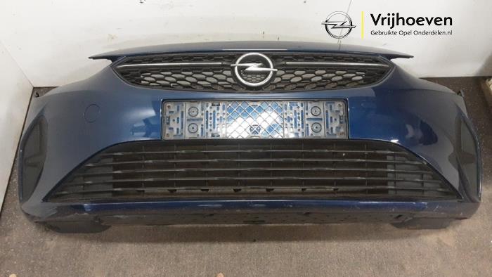 Pare-chocs avant d'un Opel Corsa F (UB/UH/UP) 1.2 Turbo 12V 100 2021