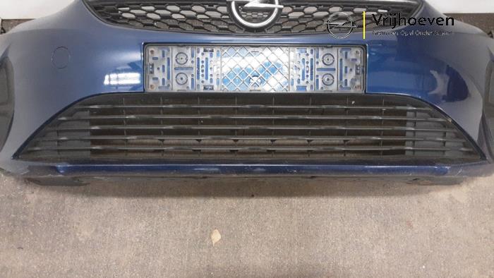Pare-chocs avant d'un Opel Corsa F (UB/UH/UP) 1.2 Turbo 12V 100 2021