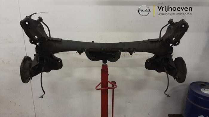 Gebrauchte Hinterachse Vorderradantrieb Opel Corsa F (UB/UH/UP) 1.2 Turbo 12V 100 Preis € 150,00 Mit Mehrwertsteuer angeboten von Autodemontage Vrijhoeven B.V.