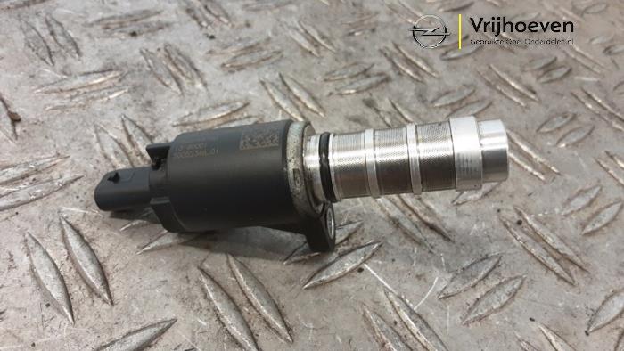 Gebrauchte Nockenwelle Sensor Opel Corsa F (UB/UH/UP) 1.2 Turbo 12V 130 Preis € 30,00 Margenregelung angeboten von Autodemontage Vrijhoeven B.V.