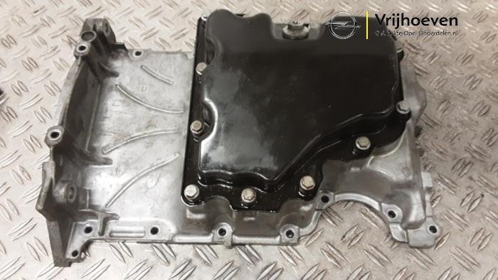 Usagé Couvercle carter Opel Astra K 1.4 Turbo 16V Prix € 75,00 Règlement à la marge proposé par Autodemontage Vrijhoeven B.V.