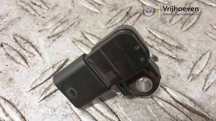 Begagnade MAP-sensor (insugsrör) Opel Astra K Sports Tourer 1.4 Turbo 16V Pris € 50,00 Marginaltabell erbjuds av Autodemontage Vrijhoeven B.V.