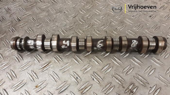Usagé Arbre à cames Opel Meriva (B) 1.4 Turbo 16V ecoFLEX Prix € 150,00 Règlement à la marge proposé par Autodemontage Vrijhoeven B.V.