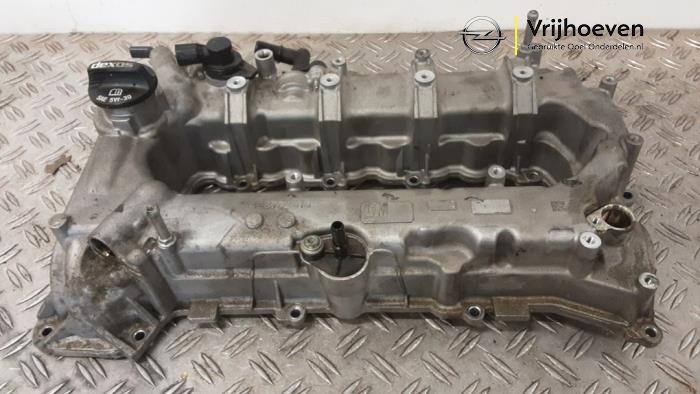 Gebrauchte Ventildeckel Opel Astra K Sports Tourer 1.4 Turbo 16V Preis € 80,00 Margenregelung angeboten von Autodemontage Vrijhoeven B.V.