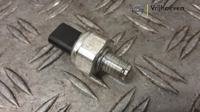 Gebrauchte Öldrucksensor Opel Astra K 1.0 Turbo 12V Preis € 20,00 Margenregelung angeboten von Autodemontage Vrijhoeven B.V.