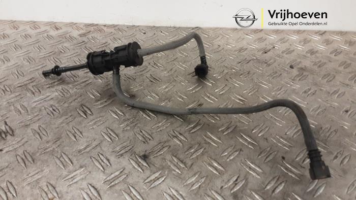 Usagé Conduit de carburant Opel Crossland (X) 1.2 Turbo 12V Euro 6 Prix € 20,00 Règlement à la marge proposé par Autodemontage Vrijhoeven B.V.