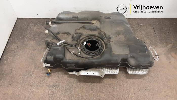 Używane Zbiornik Opel Insignia Sports Tourer 1.5 Turbo 16V 140 Cena € 95,00 Procedura marży oferowane przez Autodemontage Vrijhoeven B.V.