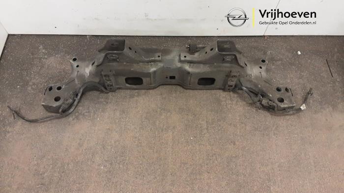 Gebrauchte Unterrahmen Opel Insignia Grand Sport 1.5 Turbo 16V 140 Preis € 90,00 Margenregelung angeboten von Autodemontage Vrijhoeven B.V.