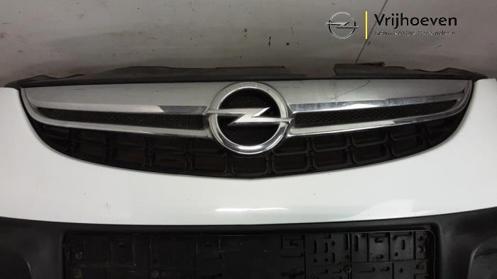 Pare-chocs avant d'un Opel Corsa D 1.2 16V LPG 2012