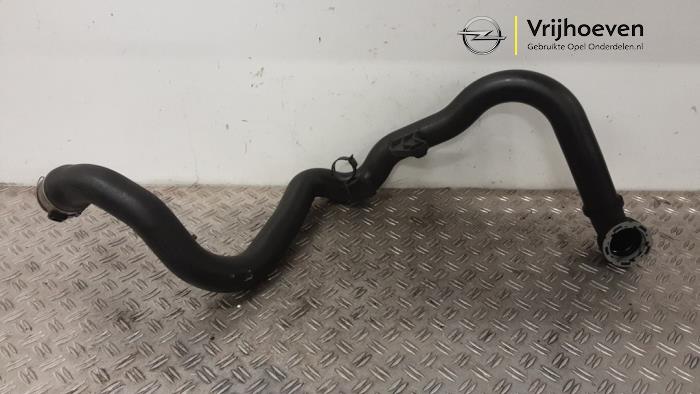 Gebrauchte Intercooler Rohr Opel Insignia Grand Sport 1.5 Turbo 16V 140 Preis € 100,00 Margenregelung angeboten von Autodemontage Vrijhoeven B.V.