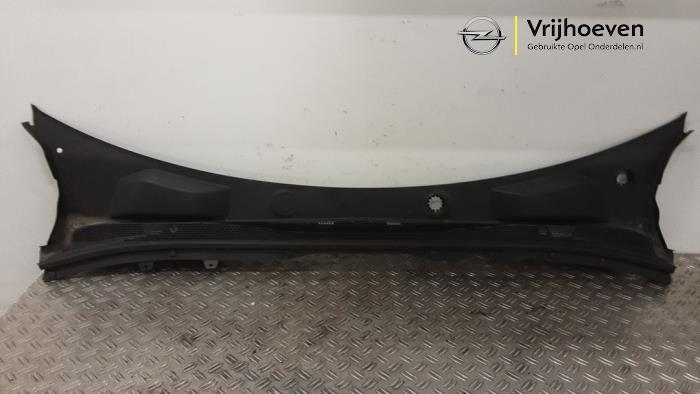Używane Parawan Opel Insignia Grand Sport 1.5 Turbo 16V 140 Cena € 50,00 Procedura marży oferowane przez Autodemontage Vrijhoeven B.V.